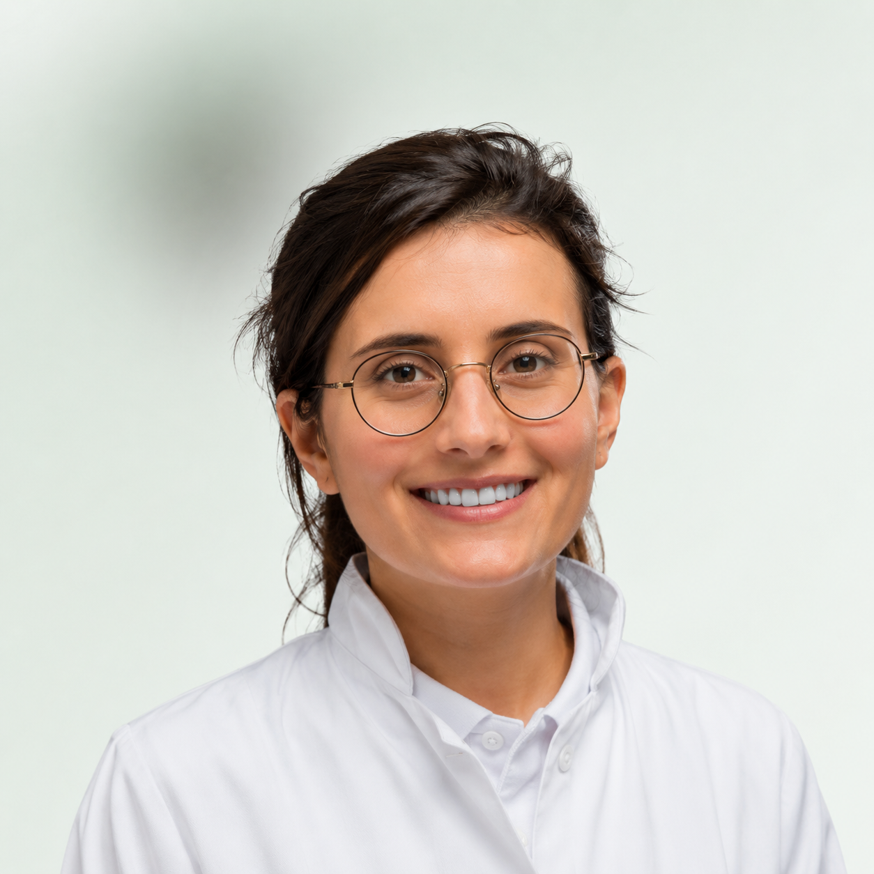 Jessica Almeida – Fachärztin für Plastische und Ästhetische Chirurgie
